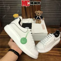 Top Quality Men Women Designer Casual Shoes 3M Reflective Genuine Leather Sneaker Fashion Womens Velet Soft Massage Outdoor Platform Trainers Sneakers With Box