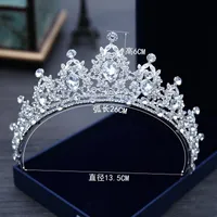 2022 Sparkling Bling Crystal Headpieces Rhinestone Utsmyckad Bridal Crown Ny Design Brudens topp Försäljningshuvud Tiaras Tillbehör