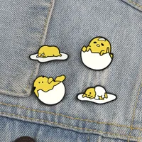 Karikatür Sevimli Yumurta Broşlar Komik Yaratıcı Haşlanmış Yumurta Emaye Pimleri Sarı Güzel Rozetleri Moda Takı Denim Yaka Çanta Pin Hediyeler