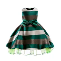 Tjejens klänningar Elegant Sommar Grön Striped Bowknot Little Girls Princess Party Dress Kids Baby Kläder Barn Casual Tutu Kläder 3-9 Ye