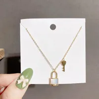 Pendant Necklaces Exquisite Small Key Natural Shell Lock Necklace Gold Color Plated Clavicle Chain Women Jewelry