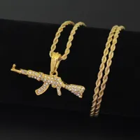 Mode Smycken AK47 Gun Pendant Halsband Iced Out Rhinestone Hip Hop Chain Gold Silver Färg Män Kvinnor Biker Gift