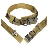 戦術的な犬の襟ナイロンの調節可能なK9軍用犬の襟の頑丈な金属のバックルハンドル（Ranger Green-M）