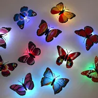 Väggklistermärken Slumpmässig färg 1 st Självhäftande Dragonfly Butterfly Mini Led Night Light Vattentät 3D Dekorationshantverk