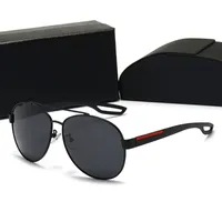 Modeontwerper Zonnebril Mannen Occhiali da Sole Dames Zonnebril Vierkante Bril Gouden Frame UV400 Retro Stijl Gradiënt Kleurlens met Doos