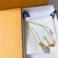 Mujeres diseñadores colgantes collares cristal corazón collar aniversario regalo moda colgantes joyería 2 estilos con caja