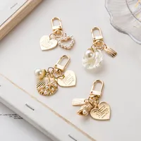 Cute Heart Keychain Women Girl Korean Fashion Shell Pearl Key Chain Bag Charms Gold Color Key Ring Trinket Key Accessories