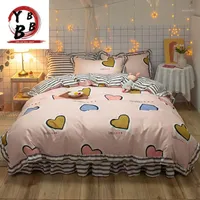 Koreanska sängkläder Luxury Pink Duvet Cover Romantic Lace Girls Princess Quilts Queen Full Single Lovers Bedding Sets