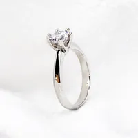Klassieke ontwerp charme trouwringen vrouw belofte eeuwige liefde zirkoon ring voor vrouwen mode sierlijke verlovings sieraden groothandel 2 kleur zilver rose goud met doos