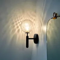 벽 램프 북유럽 LED 유리 공 Aplique Luz Pared Nicho de Parede Luminaire Monkey Lamp Luster 거실 옆에 있습니다.