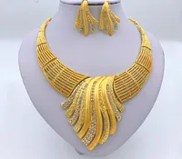Conjunto de jóias de ouro Dubai Sets Africano para mulheres 24 K Hollow Golden Luxo Brincos Brincos Pulseira Anel para senhora Esposa Mãe