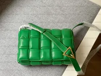 7A جودة الجلود الأصلية Cleo Crossbody Bags Women's Men Tote Hobo Luxury Designer Nylon Weave Weave Wallet Tramp Cases Card Card Handbag Counter Bage