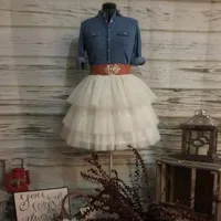 2021 Custom machte Elfenbein Tüllrock für Frauen Tiered Country Rustic Hochzeit Röcke Brautjungfer
