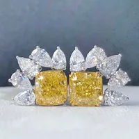 Stud Caoshi Pendientes femeninos delicados con cristal amarillo brillante CZ temperamento mujeres accesorios para fiesta de lujo dama joyería regalo