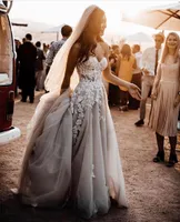 Sheer Lace 3D Flores Applique Vestidos De Noiva Strapless Tule Dark Cinzento Beach Boho Vestidos Bridais Com Cristais