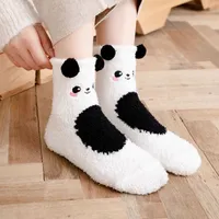 Calcetines cálidos de invierno para las mujeres gruesas de coral de coral, calcetines borrosos de nieve de la señora de la historieta del gato de la historieta panda calcetines de piso del hogar