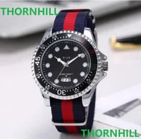 Herren Womens Berühmte Uhren Nylon Strap Armbanduhren Factory Montre de Luxe