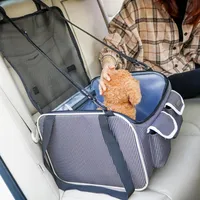 ペットキャリアバッグ子犬猫犬のメッシュ通気性防水ネットのための犬の旅行ぶら下げ車の座席カバー