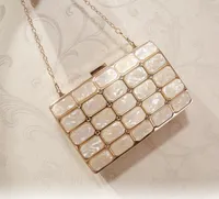 Saco dourado feminino 2022 Novo cristal diamante jantar banquete segurando um ombro mensageiro pequeno saco quadrado saco de embreagem moda na moda 03