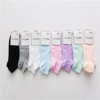 6pair / lote Nuevos calcetines para niños Calcetines de algodón Pegamento antideslizante Chicos y niñas Calcetines de bebé 1895 Z2
