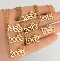 Hängsmycke Smycken Personliga Födelsetal Halsband Custom Crown Initial Halsband Pendants För Kvinnor Tjejer Födelsedag Smycken Specialår D