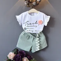 赤ちゃんの女の子の服夏のスーツの短いTシャツとファッションのショーツ中間と小さな子供の服綿のデザイナー服814 V2