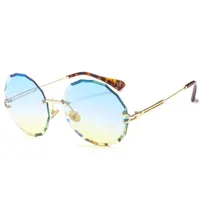 Солнцезащитные очки Trending Product Старинные оттенки Очки Леди Солнцезащитные Остры Оптовая Графас De Sol 18604