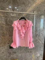 Dames Blouses Shirts Blouse Pink Silk Chiffon Zomer 2021 V-nek ruche Jabot Long Flounce Sleeves Geborduurde Sicilië Luxe Runbay Ruff