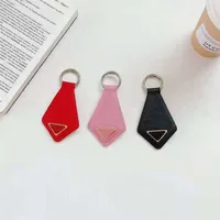AIRTAGS에 대 한 장치 케이스 추적 장치 PU 가죽 Anti-Lost Keychain 휴대용 후크 캔디 컬러 럭셔리 보호 커버