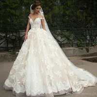 Ny stil Vintage Turkiet Lace Ball Gown Bröllopsklänning 2019 Off Axel Prinsessan Libanon Illusion Jewel Neck Arab Bride Bridal Dress Gown WeddingDress