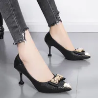Elbise ayakkabıları kadın klasik siyah sivri uçlu pu deri bahar slip üzerinde stiletto topuklu bayan beyaz yüksek kaliteli sapos feminas b9455