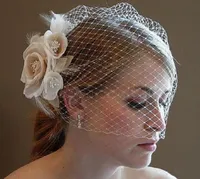 Kopfbedeckungen Mode Braut Net Federn Hüte Weißer Hut Schleier Blume Federn Fascinator Braut Gesicht Schleier Hochzeit 2021