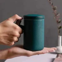 Canecas Escritório de separação do chá do filtro do copo de água de cerâmica com presente da caneca do stoare da tampa