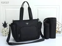 Baby-Designer-Windel-Taschen mit USB-Schnittstelle Große Kapazität wasserdichte Windel-Tasche-Kits Mama-Mutterschafts-Tasche + Matte + Bottler-Halter