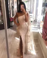 Sexig Lace Mermaid Evening Dresses 2021 Champagne Pärlor Appliques Side Slit One Shoulder Dubai Arabic Long Formal Evening Gowns Prom Dress