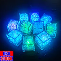 LED glaçons Cubes Changer de lumières Lampes d'éclairage de vacances de haute qualité Célébration de mariage Capteur d'eau Lumière pour l'offre de fête