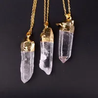 Anhänger Halsketten 6pcs / lot Unregelmäßige natürliche Kristallsäule Gold-Farbquarz spirituelle Meditationspendel