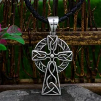 Zilveren Kleur Triquetra Vintage Sieraden Gif Viking Triple Horn of Odin Mode Ierse Knoop Kruis Mannen Ketting Hangers Hanger Kettingen