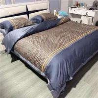 4 Stks Grijze Bed Set voor Familie Euro Double Deken Cover Katoen Saté Beddengoed King Size Man's Slaapkamer Lakens Elastische Rubber Sets