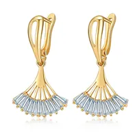 Womens Stud Earrings Crystal 18k Genuine Ornament Fan Zirkoon Diamond Overdreven voor vrouwen Goud Verzilverd