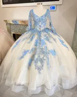 2022 Vintage Juliet Long sleeve Champagne Quinceanera Dresses V neck Ball Gown Light Blue Lace Applique Vestido De 15 16 Anos Prom Evening Party Dress