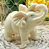 3.6 "Handmade Brincalhão-Elefante em forma de figurina de jade