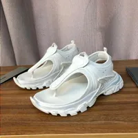 Топ обувь дизайнер женщины импортированные специальные и материалы выделены удобные сандалии 2021 Beach Beake 35-40size SKDFA
