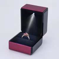 DVK creativo led lampada anello anello proposta anello collana boxes braccialetto catena di imballaggio gioielli imballaggio scatole di seta gioielli in pelle di seta