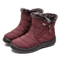 Botas para mujer Botas de nieve impermeables Botas de invierno de felpa femenina Mujeres cálidas tobillo botas mujer zapatos de invierno mujer más tamaño 43 44 H0906
