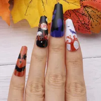 Falsche Nägel 24 stücke Halloween Fake mit selbstadhäsiven Aufklebern Full Cover Nail Tips Art Maniküre Werkzeuge Erweiterung
