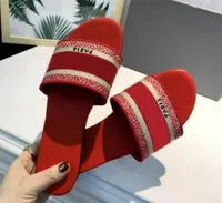 2021 Novos Sandálias Red Listras Sandálias Denim Chinelos Flat Sapatos Senhoras Verão Ao Ar Livre Praia Causal Flip Flops Genuine Couro Sole Caixa