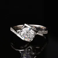 Cluster Rings Classic 925 Sterling Ring 1CT Natural Moissanite Engagement D Färg VVS1 Kiss Angel Kvinnor med certifikat