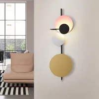 Lámpara de pared Nordic Modern Planeta LED LED LUXURY Simple Bedside Sala de estar de sala de estar Rentilización interior Eclipse