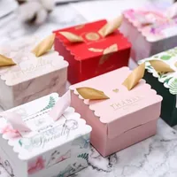 100pcs Emballage Paper Candy Boîtes-cadeaux Cadeaux Licorne Douche Baby Douche Bringue Boîte à gâteaux avec paquets d'artisanat de fleurs de ruban 210517